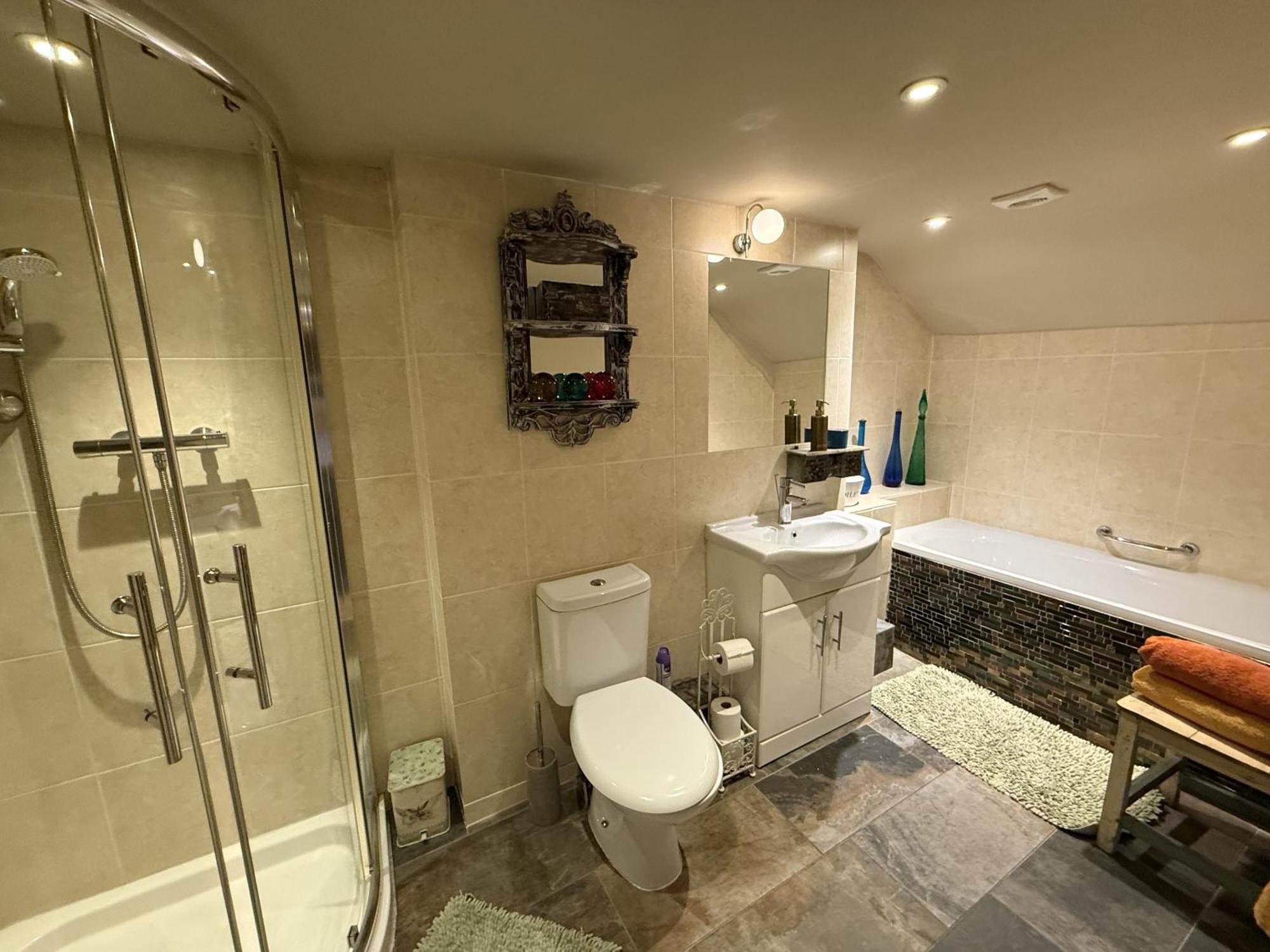 The Covenstead Hotel Glastonbury Room photo