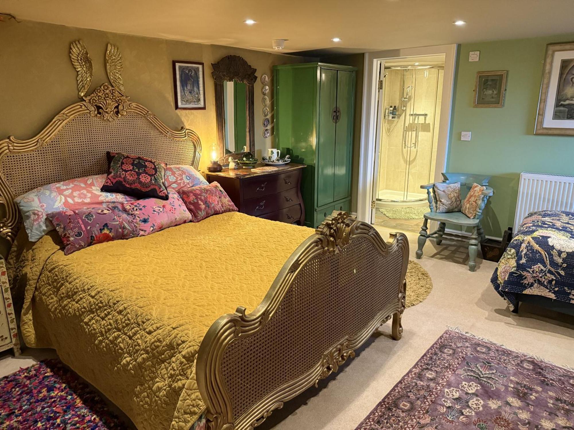 The Covenstead Hotel Glastonbury Room photo